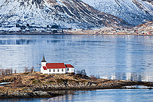 木质,教堂,罗弗敦群岛,诺尔兰郡,挪威北部,挪威,欧洲