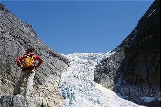 远足者,斯特达尔布林冰川,冰河,挪威