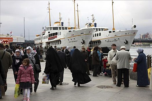 渡轮,博斯普鲁斯海峡,港口,人,走,伊斯坦布尔,土耳其