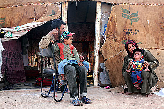 户外,帐蓬,生活方式,儿子,妻子,尝试,2岁,叙利亚,九月,2009年