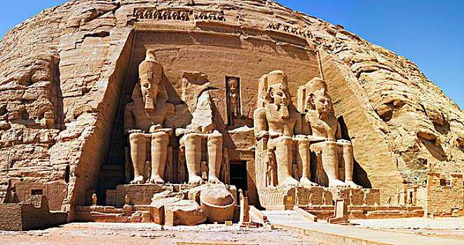埃及,阿布辛贝尔神庙,拉美西斯二世神庙,岸边,纳赛尔湖