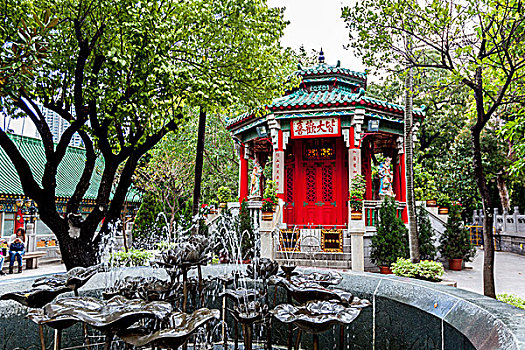 香港啬色园黄大仙祠,可以举行婚礼的道教庙宇始建于1945年香港最著名庙宇