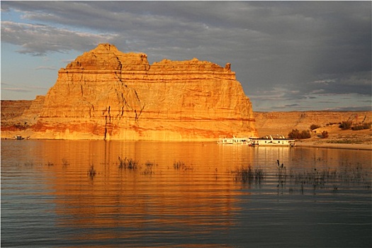 日落,鲍威尔湖,亚利桑那,美国