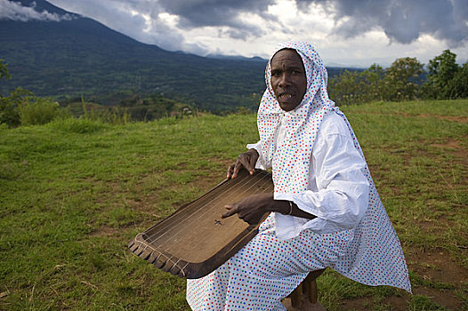 卢旺达,区域,弦乐器