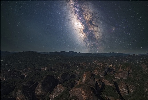 桂林丹霞地貌星空银河