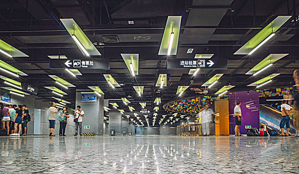 上海火车站地铁站
