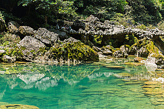 自燃山水