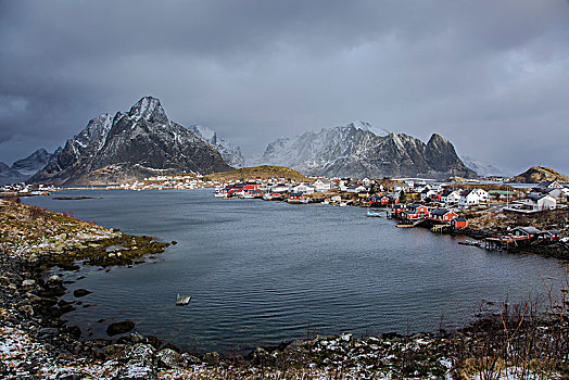 渔村,水岸,仰视,雪,崎岖,山,瑞恩,罗弗敦群岛,挪威