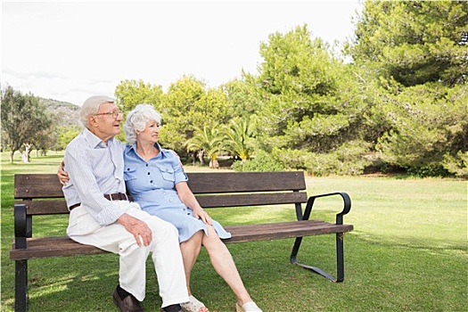 老年,夫妻,坐,长椅,公园