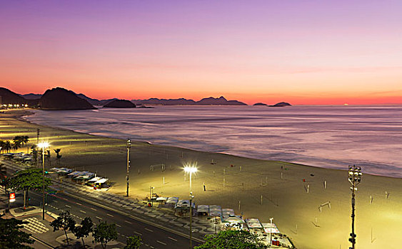 科巴卡巴纳海滩,日出,里约热内卢,巴西