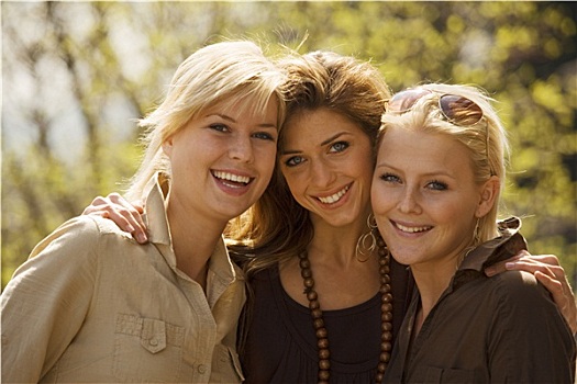 头像,三个女人,年轻,微笑