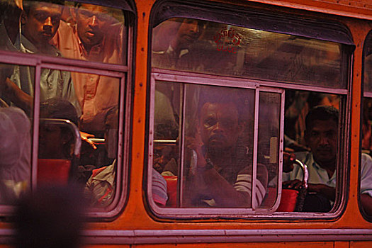 巴士,乘客,看,轨道,黄昏,跟随,印度洋,海啸,2004年,斯里兰卡,一月,2005年