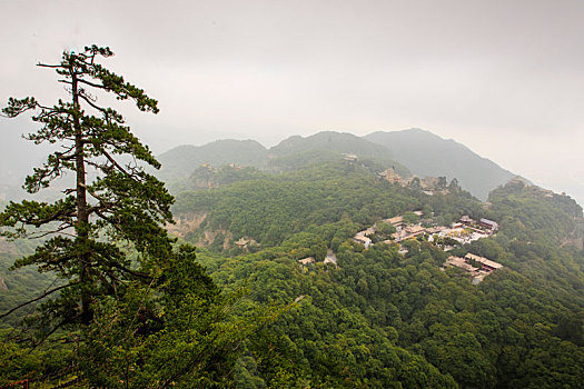 崆峒山风光