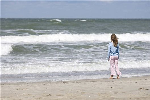 女孩,一个,海滩,梅克伦堡前波莫瑞州,德国,欧洲