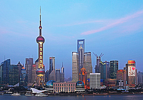爱上上海,上海浦东陆家嘴迷人的夜色
