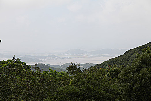 浙江普陀山,绿水青山