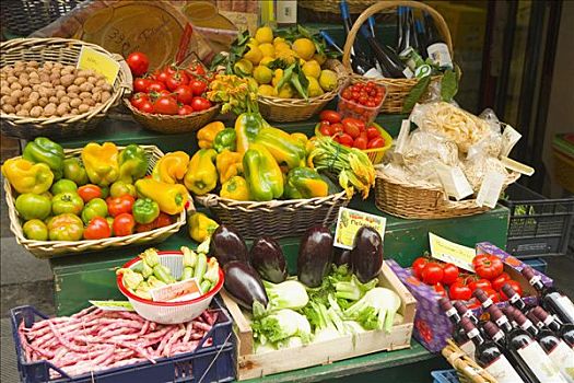 蔬菜,市场货摊,里奥马焦雷,五渔村,拉斯佩齐亚,热那亚,利古里亚,意大利