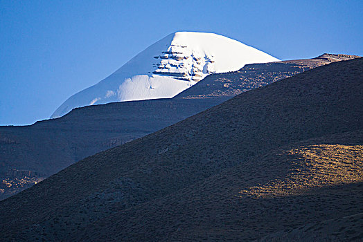 冈仁波齐神山