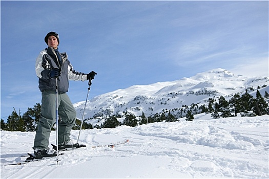 男青年,滑雪,雪地