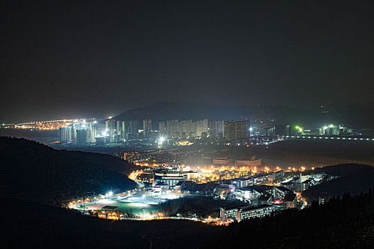 山上的夜景