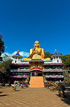 斯里兰卡丹布拉石窟神庙