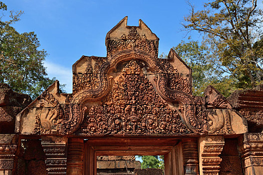 柬埔寨吴哥古城女王宫雕刻