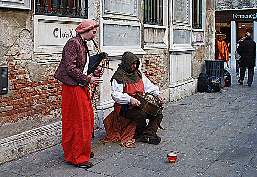 意大利威尼斯风情,街头卖艺者