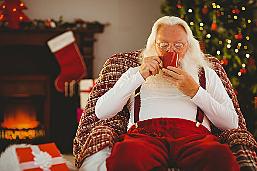 微笑,圣诞老人,拿着,咖啡杯