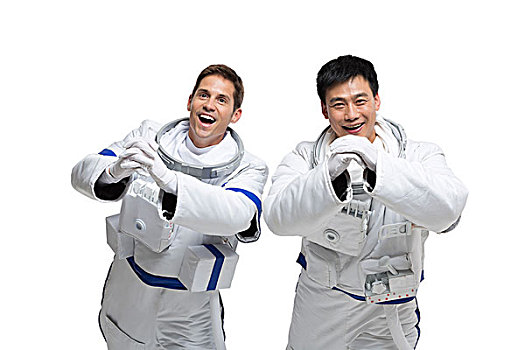 棚拍两个男宇航员
