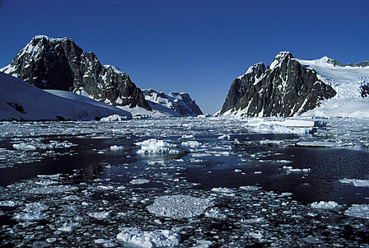 南极,南极半岛,雷麦瑞海峡