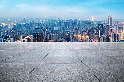 空地板和全景城市,汽车广告背景