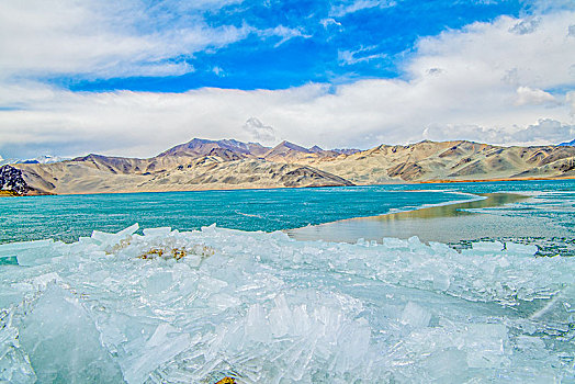 新疆,雪山,湖,冰,蓝天,白云