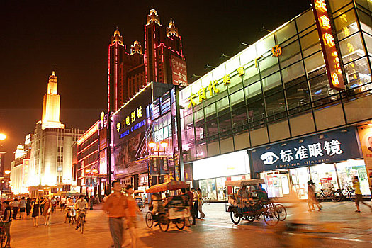 天津和平路商业街