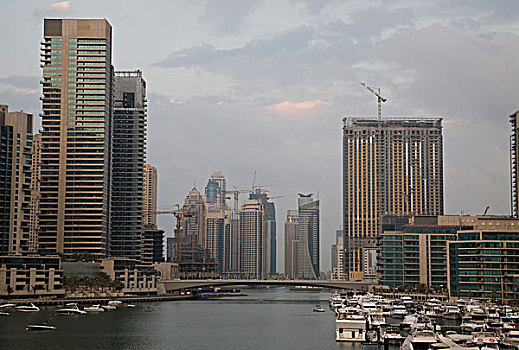 阿联酋,迪拜,现代建筑,塔,上方,船,码头,湾