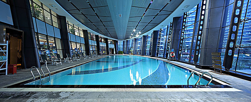 会所室内游泳池