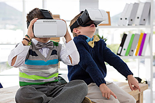 儿童,公司主管,虚拟现实,耳机,办公室