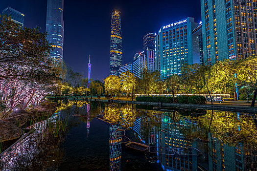 广州珠江新城花城汇广场夜景