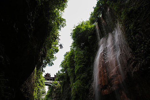 恩施,云龙河地缝,风景,景点,旅游,高山,瀑布,河流,神秘,树木,植被,石头,鄂西,奇石,峡谷,壮观