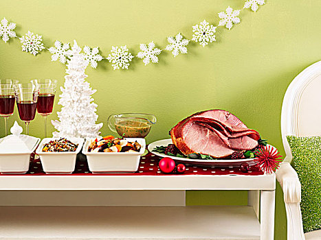 圣诞自助餐,桌子,烤火腿,蔬菜,米饭