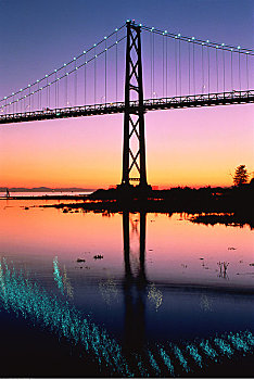 狮门大桥,黄昏,温哥华,不列颠哥伦比亚省,加拿大