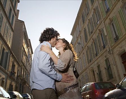 年轻,情侣,吻,街道