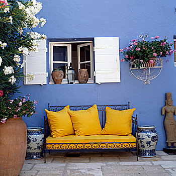 黄色,沙发垫,装饰,金属,正面,蓝色,墙