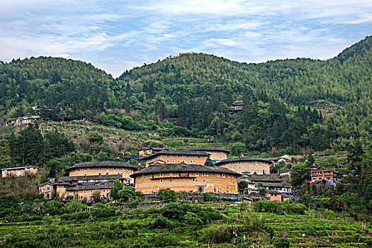 福建漳州南靖最奇特的土楼,田螺坑土楼群