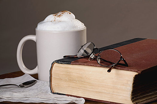 特写,一杯咖啡,书本