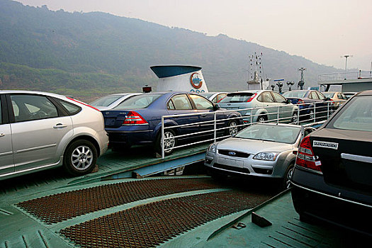 重庆港汽车滚装码头