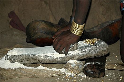手,女人,人,研磨,玉米,石头,埃塞俄比亚