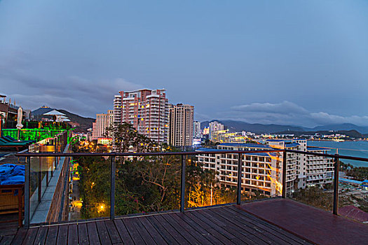 酒店外部风光夜晚