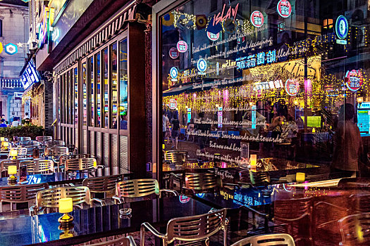 宁波老外滩街景酒吧夜景