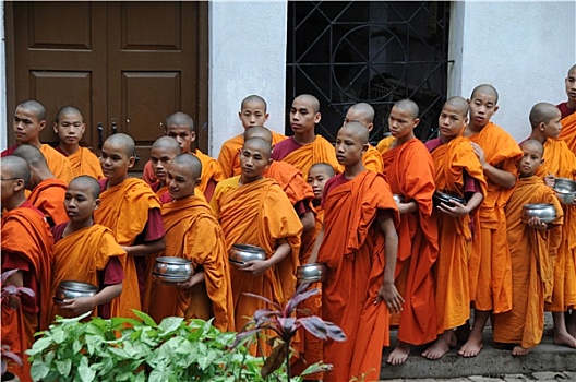 僧侣,排队,午餐
