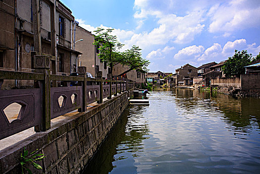 石桥村,村庄,小河,水环境治理,五水共治,老房子